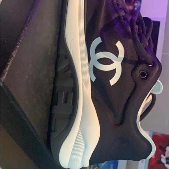 Chanel sneakers - Picture 3 of 3